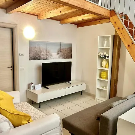 Castelli Loft #7 شقة