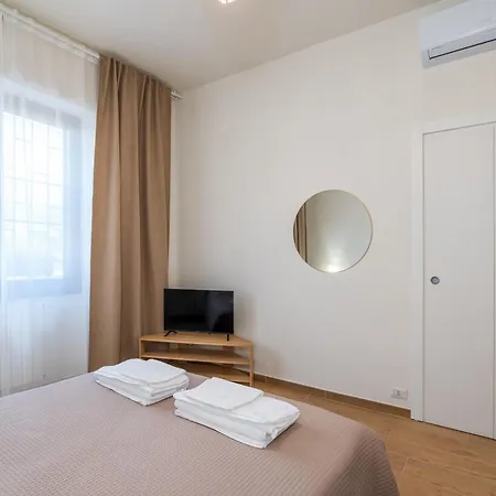Apartman At 30 Viale Famagosta Milánó