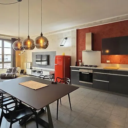 Luxury Loft Near Palaitalia Apartman Milánó