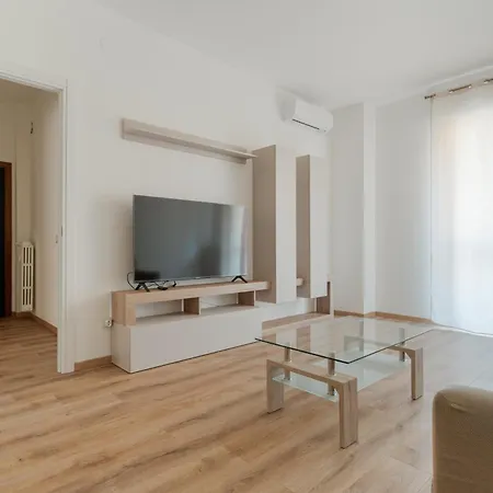 Appartement Guesthost - Cozy Balcony Flat Comasina Mm3 *