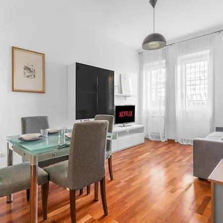Appartement Argonne M4 - 10 Min Duomo - San Babila - Linate Milaan