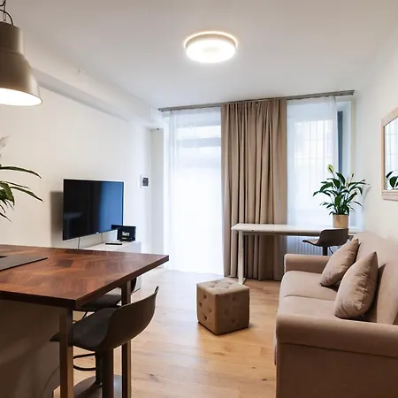 Youhosty - Aquileia 10 Bilocale M4 Apartman Milánó
