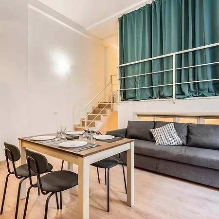 Apartman 7guest Duomo5min Walk-private Cinema Popcorn-castle 6min- Air Cond *
