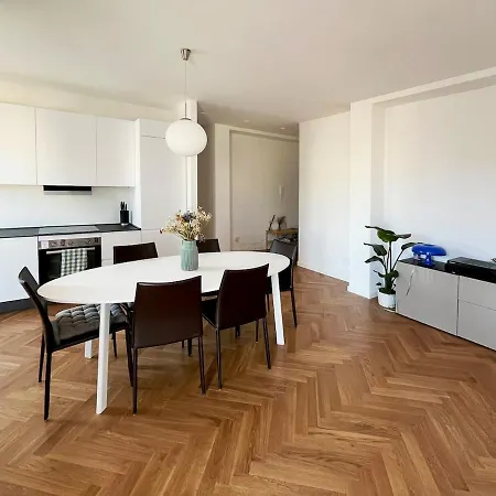 Casa San Siro ميلان