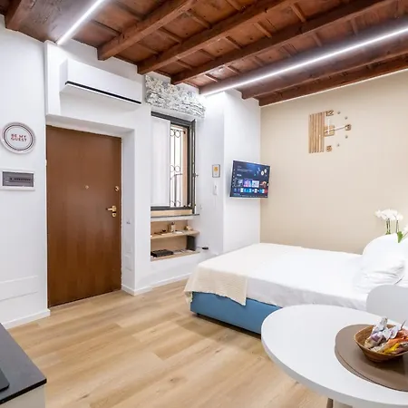Appartamento Brera, Corso Garibaldi, Magnifico Pied-à-terre Milano
