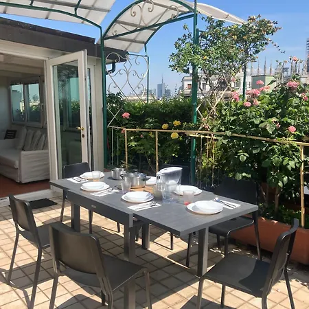Your Prettiest Terrace Between Duomo And Stars Apartman Milánó