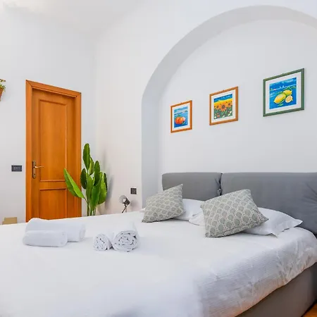 Appartamento Two-room Flat In Near The Duomo