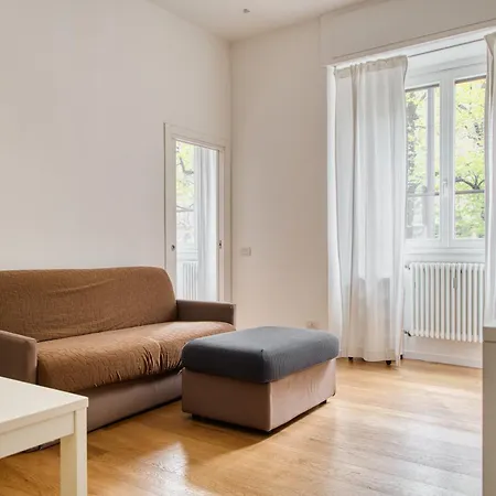 1-br Flat In Porta Romana - Duomo 6 Min M3 Apartamento