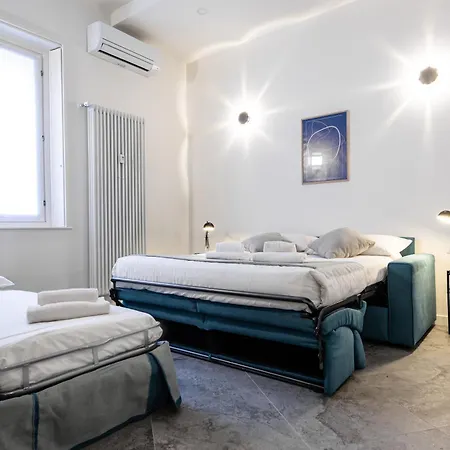 Apartamento 8 Min Walk From The Station, Designer Flat