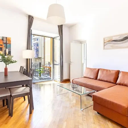Duomo 15 Min Walk - Historic Center - 2 Bedrooms With Terrace *