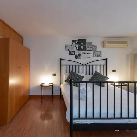 Apartament Xenia - 4 In Via Zamenhof 21 Mediolan