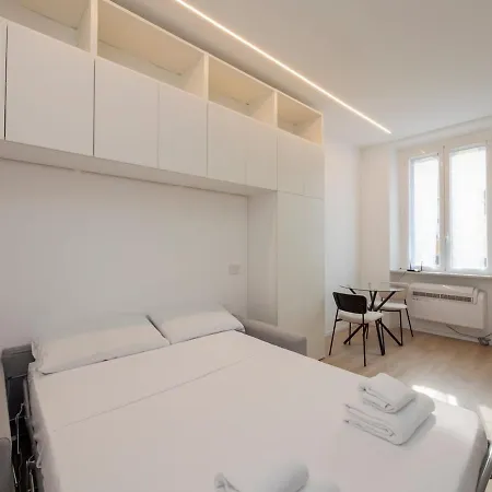 Xenia - In Viale Umbria 66 Apartamento