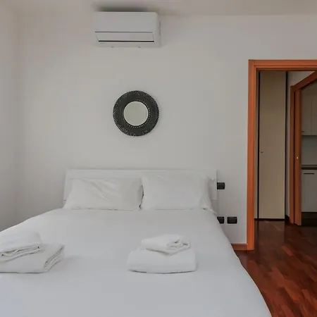 Xenia - 2 In Via Santander 20 Appartement *