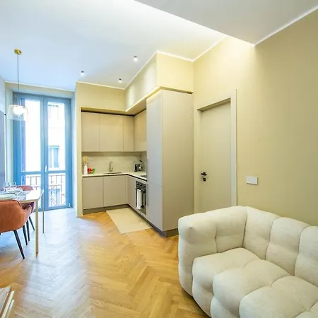 Luxury In The Center 1bedroom With Ac And Balcony Apartment