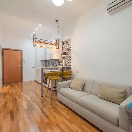 Xenia - 2rooms In Via Ampere 102 شقة ميلان