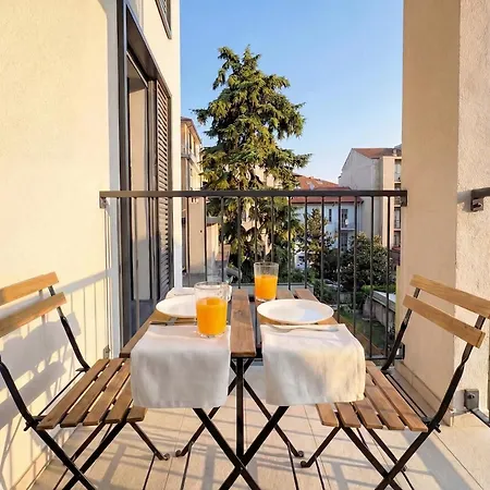 New Modern Flat 10 Min Duomo In A Quiet Area * Milão