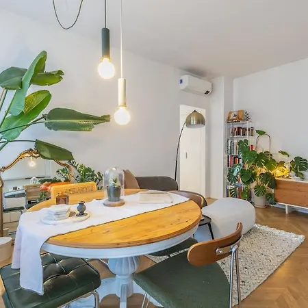 شقة Jungle Hideaway - 2 Min To Metro For Duomo *