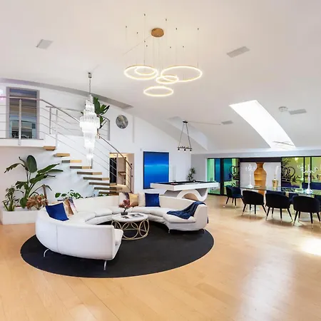 شقة Pool & Billiard - Luxury Loft Di 400mq Con Cinema ميلان