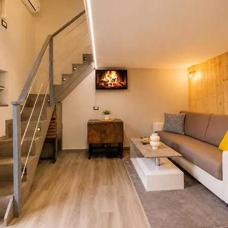 Zona Navigli Design Loft , Proiettore Schermo 80