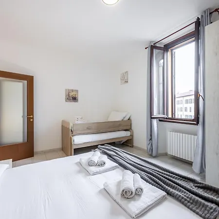 Hospital And Metro 10 Minutes Away Appartement