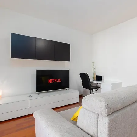 Large Duplex With Private Terrace Gluck Διαμέρισμα