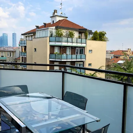 شقة Prestige House - Free Parking - San Siro & Duomo *
