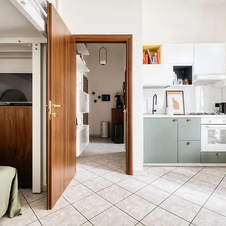Hostmate - - Volturno - Isola