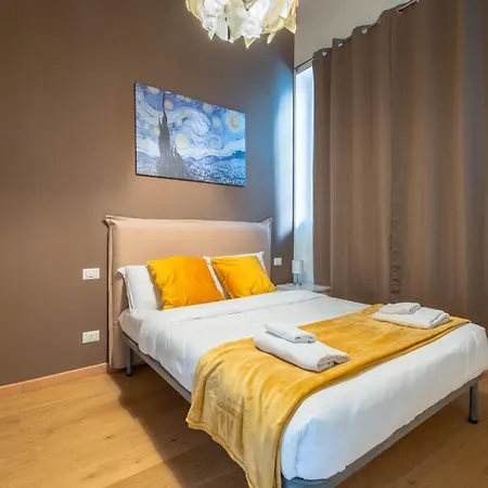 Stylish Arco Della Pace - New Exclusive