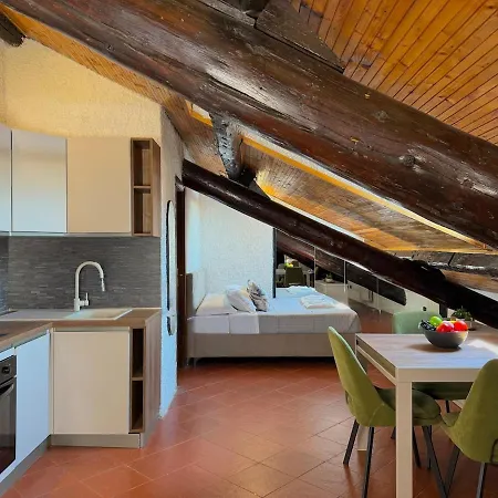 Porta Venezia One Bedroom Loft شقة ميلان