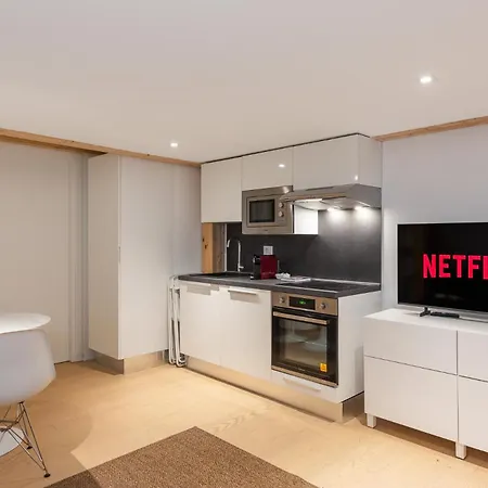 Διαμέρισμα Loft Design With Mezzanine Near Metro Μιλάνο