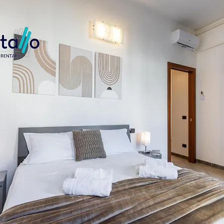 Station Gateway Suite, 300 Meters From The Station *