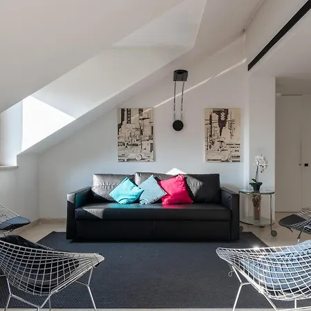 Spacious Liberty - Floor *