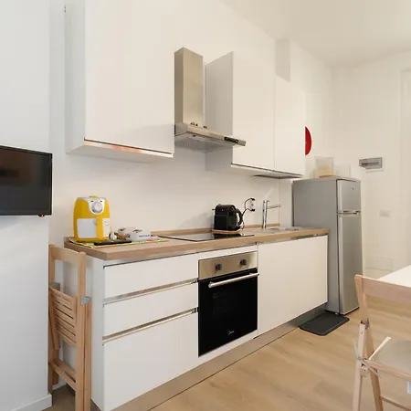 Guesthost - Cozy X3 Near Gorla Mm1 Apartamento Milão