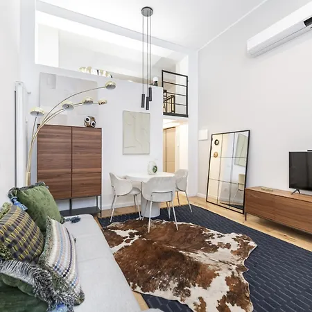Easylife - - Varese 8 - Brera ميلان