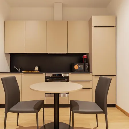 شقة Guesthost - Stylish Flat X2 Casoretto *