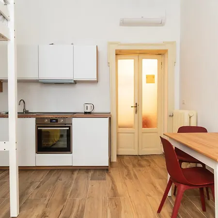 Youhosty - Tantardini 20 Sx Appartement