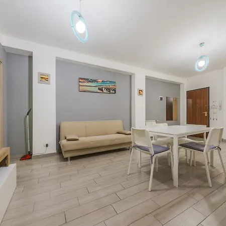 Διαμέρισμα Michele Flat - 10 Min Da Centro Μιλάνο