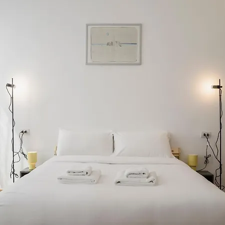 شقة The Design Library - Monforte San Babila ميلان