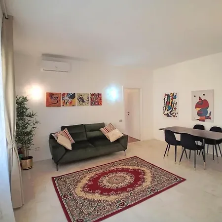 Comfortable Porta Venezia Apartamento *
