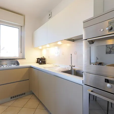 M4 Linate Modern Flat Terrace & Parking * Milano