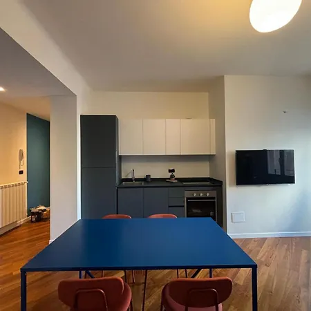 Design, Light & Comfort In *