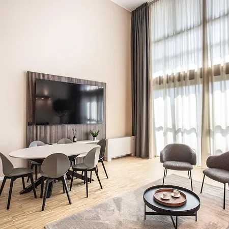 Luxury House In Carlo De Angeli 115 Mq Milano