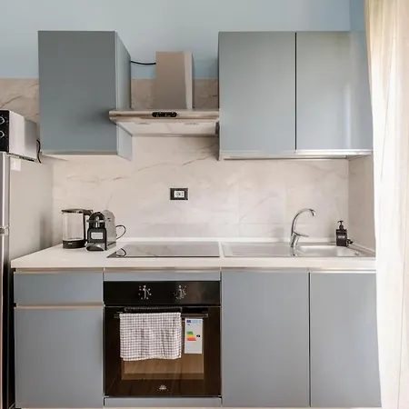 Quiet & Modern - Near Metro, 15 Min To Duomo Appartement