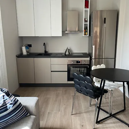 Brand New Two-room Apartment, Between Brera And Repubblica Apartamento