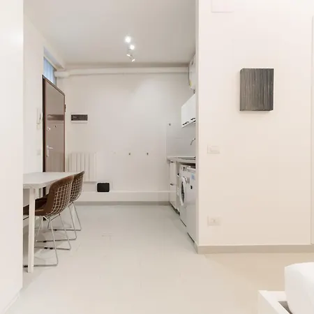 Guesthost - Cozy Monumentale M5 & Chinatown *
