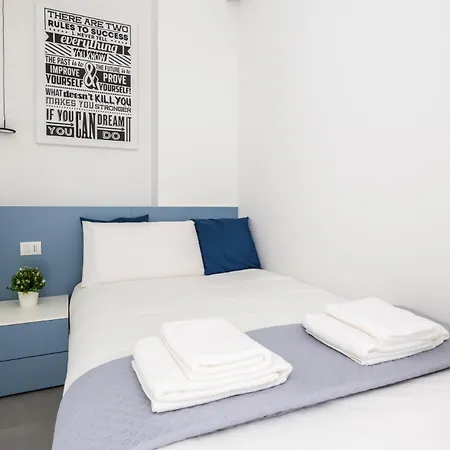 Guesthost - Comfy Near Cenisio Mm5 شقة ميلان