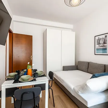 Stayeasy Pecchio1 - Corso Buenos Aires - M1 Metro 아파트 밀라노