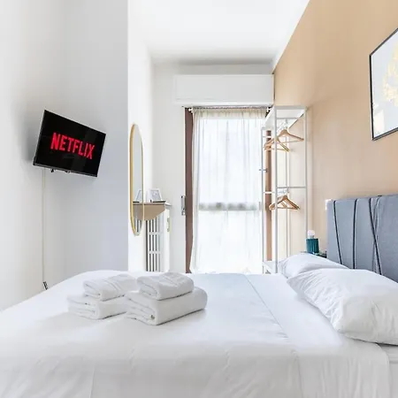 - Duomo Porta Venezia - Luxury 3 Br 3 Balconies