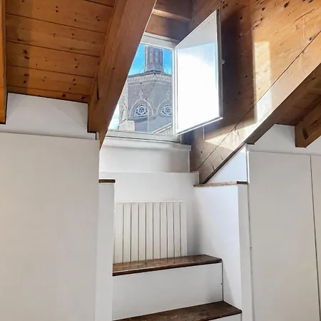 Navigli Art Apartment- M2 Porta Genova * ميلان
