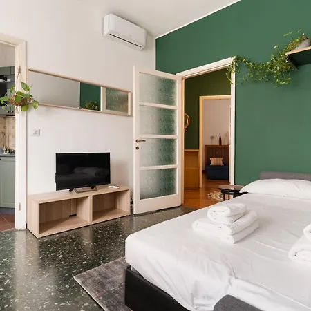 Guesthost - Modern Balcony Brenta Mm3 * Milan